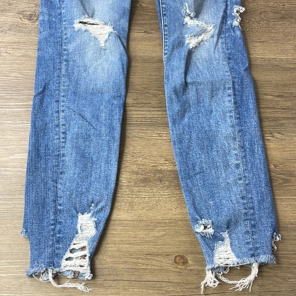 American Eagle Women’s Distressed Highest Rise Jegging, size 4 - Picture 9 of 13